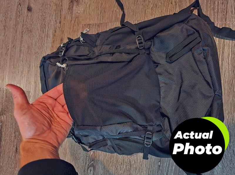 hiking-backpack-travel-30l-black-pic-2