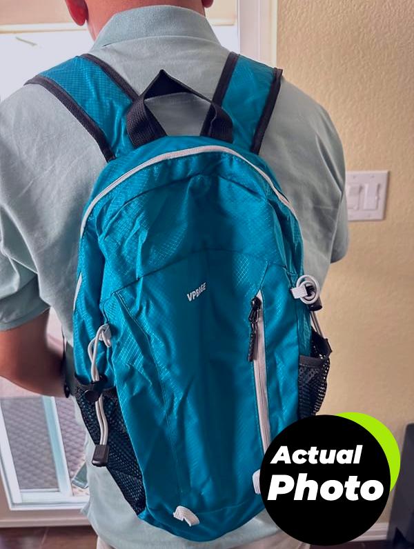 hiking-daypack-lightweight-15l-pic-2