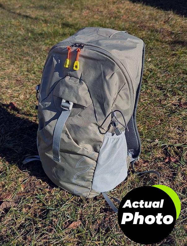 lightweight-hiking-backpack-25l-foldable-pic-1