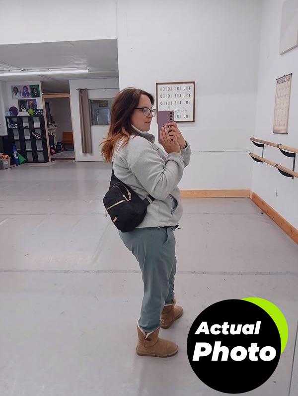 small-sling-bag-women-hiking-pic-3
