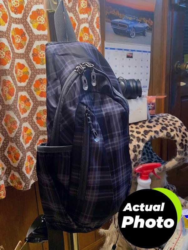 titecougo-sling-bag-outdoor-pic-2