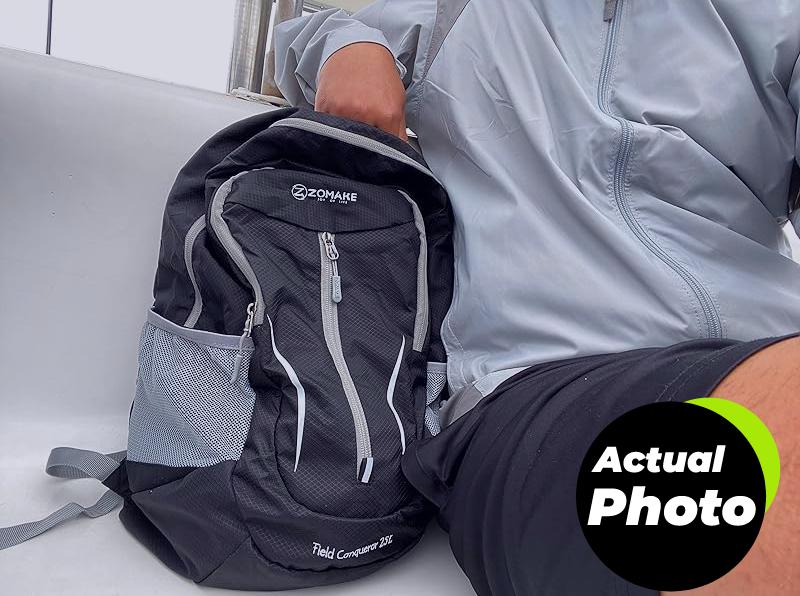 zomake-lightweight-backpack-25l-black-pic-3